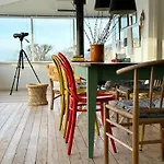 Panoramic View And Artistic Charm In Hébergement de vacances