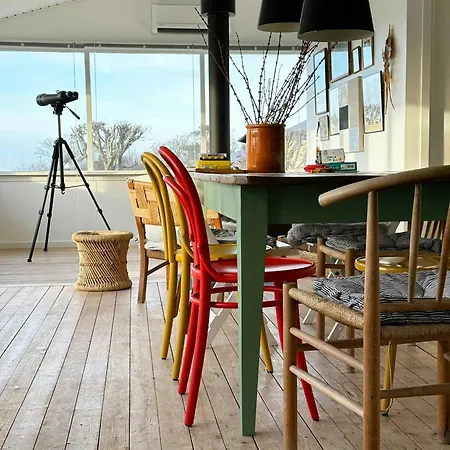 Panoramic View And Artistic Charm In 펜션
