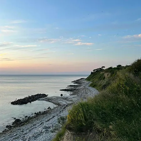 Hébergement de vacances Panoramic View And Artistic Charm In *