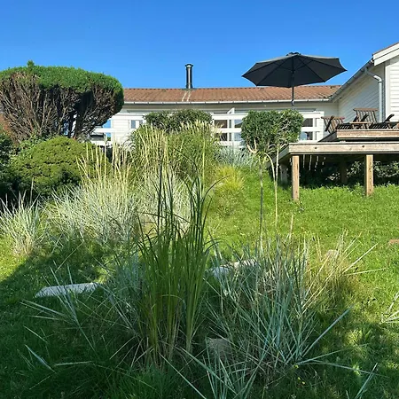 Vakantiehuis Panoramic View And Artistic Charm In *