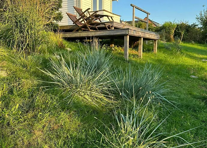 Hébergement de vacances Panoramic View And Artistic Charm In *